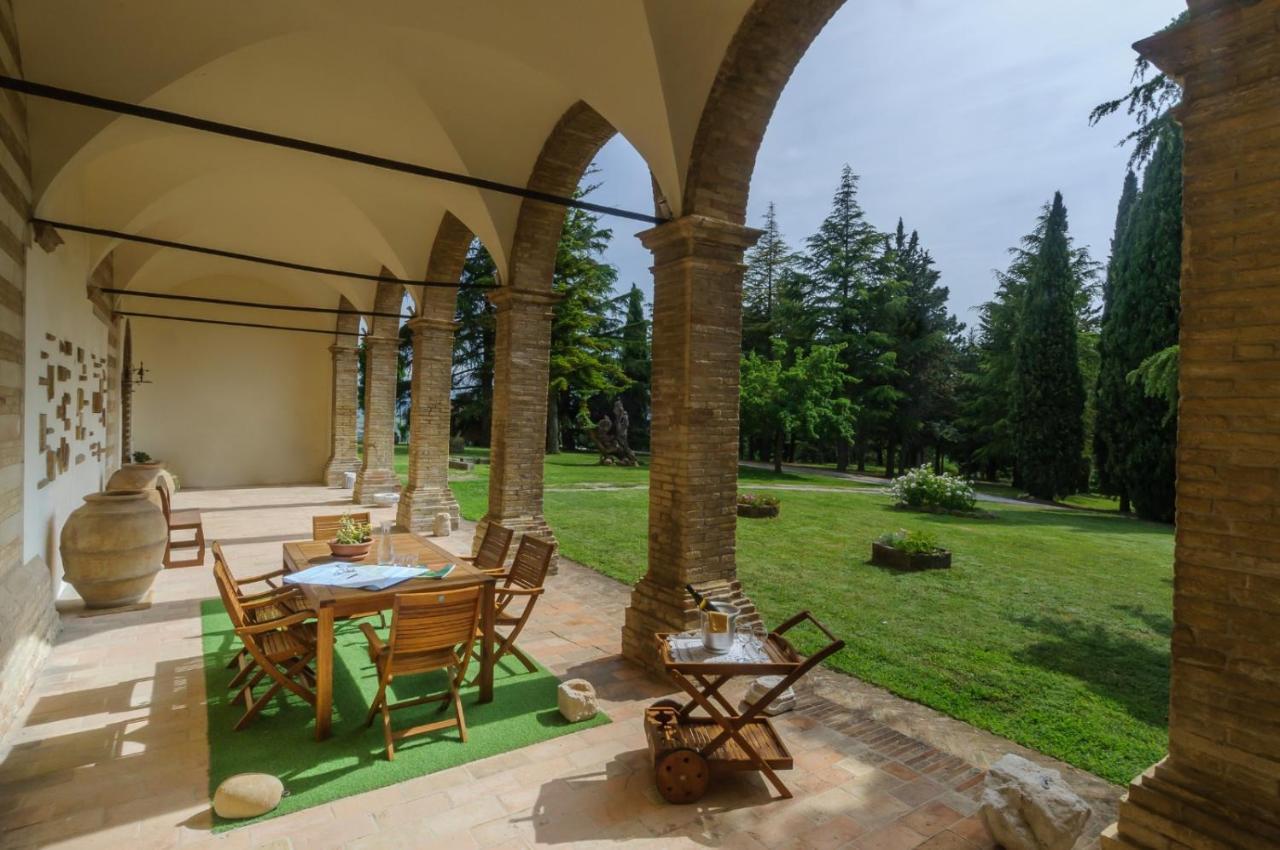 Bed and Breakfast Convento Di San Francesco Mondaino Zewnętrze zdjęcie