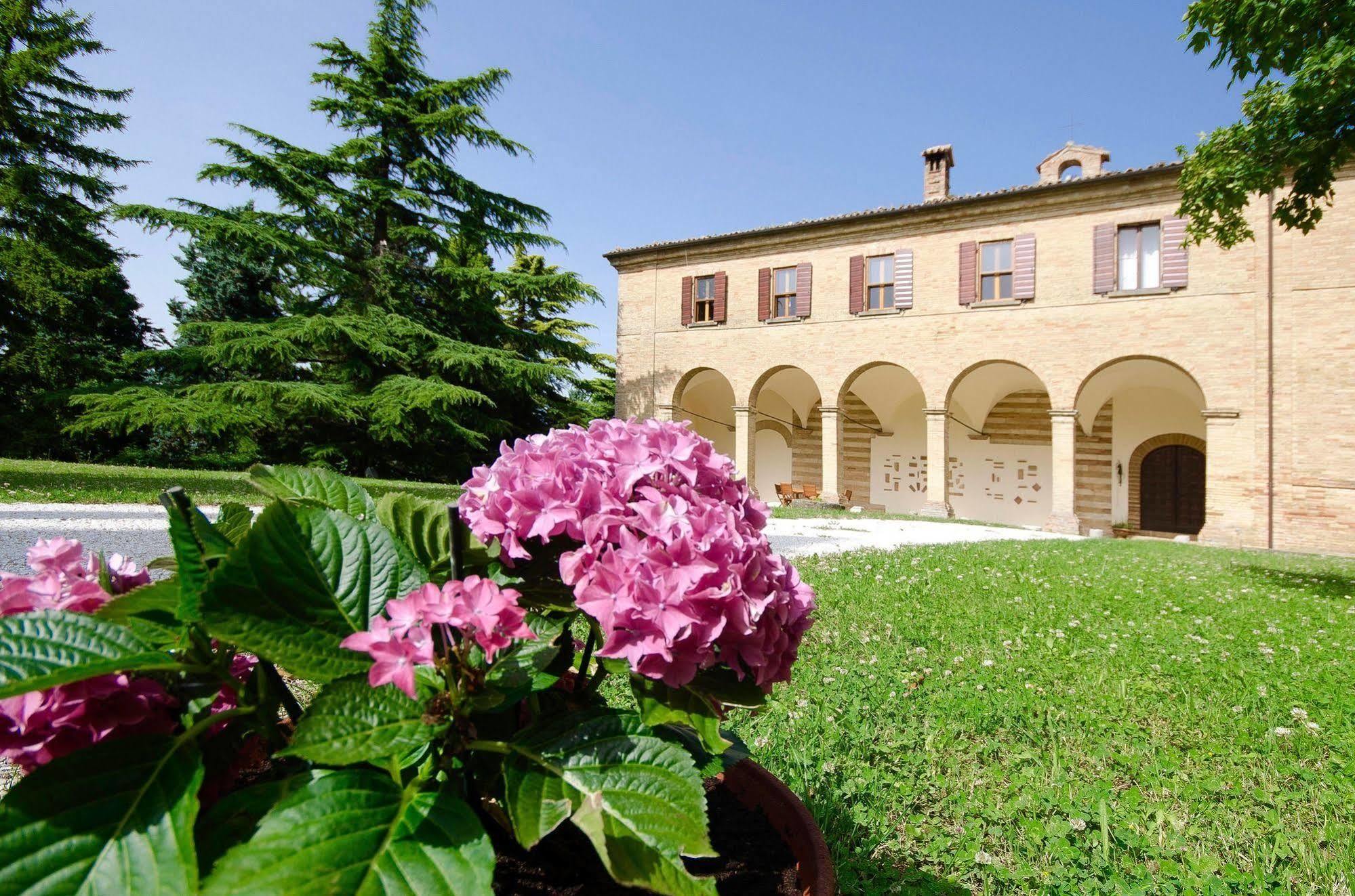 Bed and Breakfast Convento Di San Francesco Mondaino Zewnętrze zdjęcie