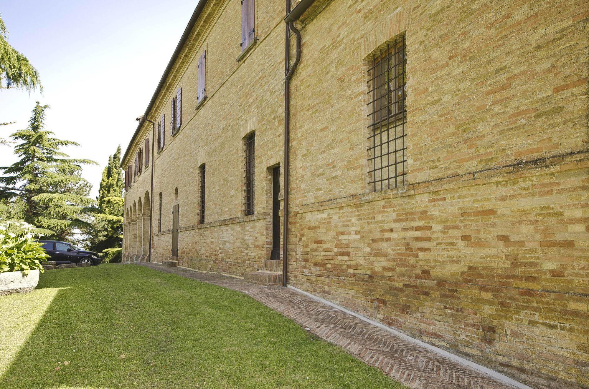 Bed and Breakfast Convento Di San Francesco Mondaino Zewnętrze zdjęcie